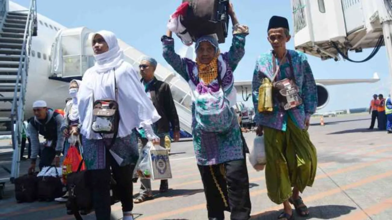 Gelombang Jamaah Haji Indonesia di Tanah Suci Arab Saudi 2024