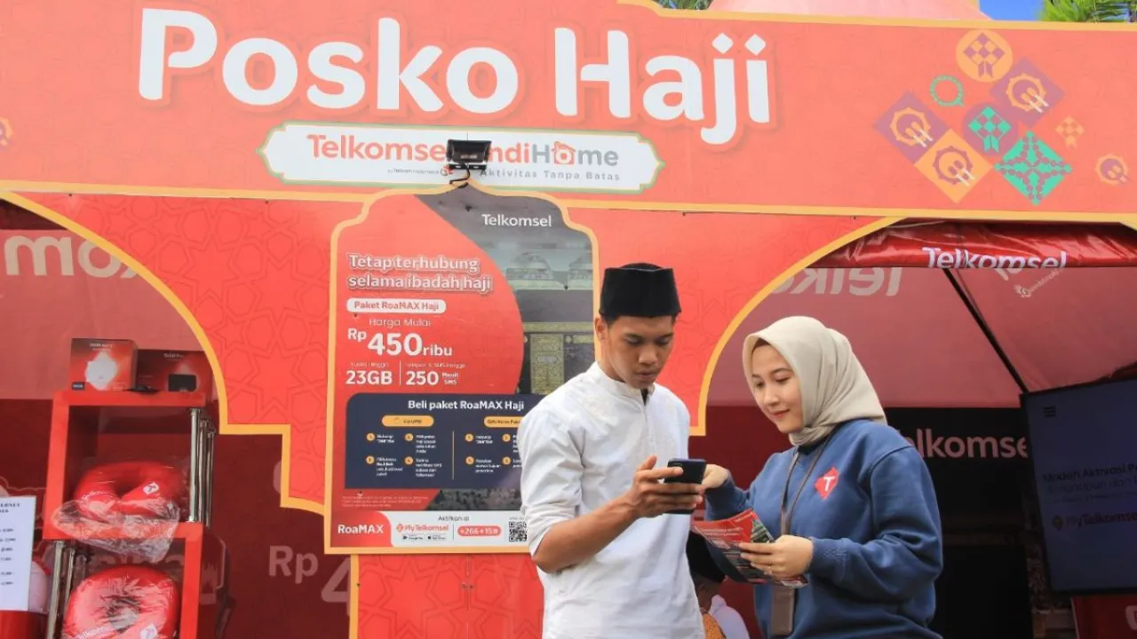 Kemudahan Komunikasi di Tanah Suci Telkomsel Membuka Peluang dengan Paket RoaMAX Haji