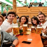 Harga Bir di Jerman Naik Saat Perayaan Oktoberfest