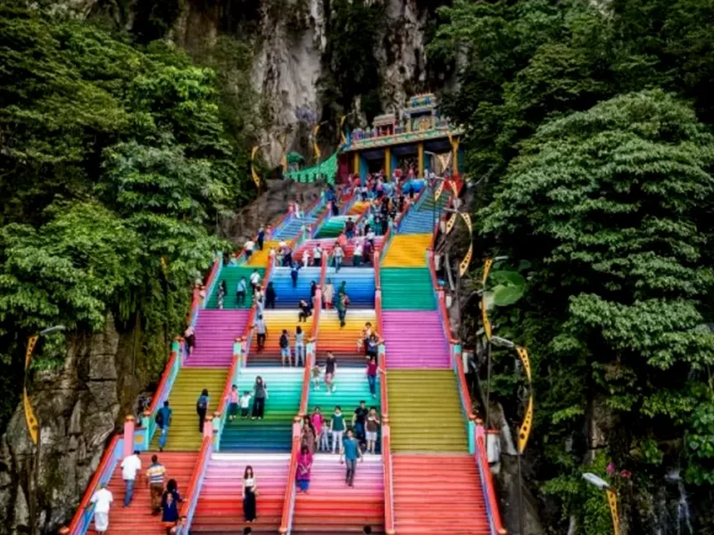 Batu Caves Malaysia Harga Tiket Masuk Lokasi dan Jam Buka