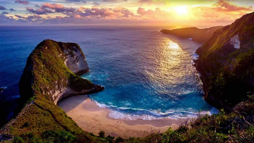 Tiga Pantai di Indonesia Masuk Daftar Pantai Terpopuler di Asia Tenggara Selama 2024
